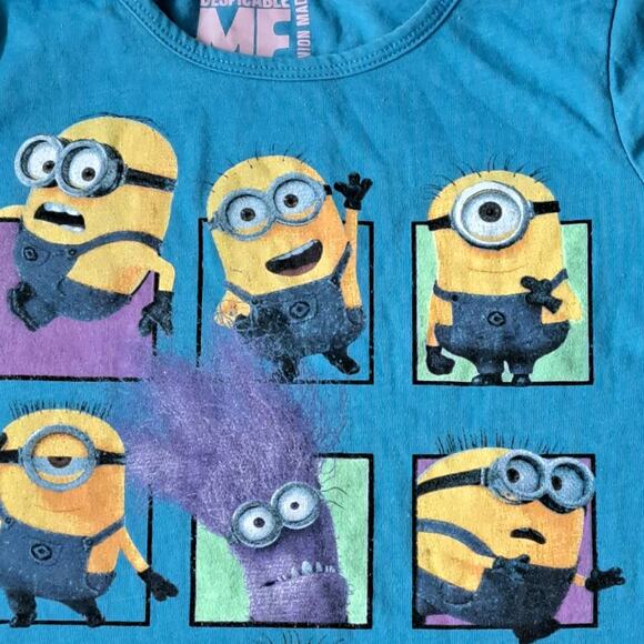 2 For $5 Sale NWOT Girl's Despicable Me Minions Blue High Low Top Size Small - Picture 2 of 6